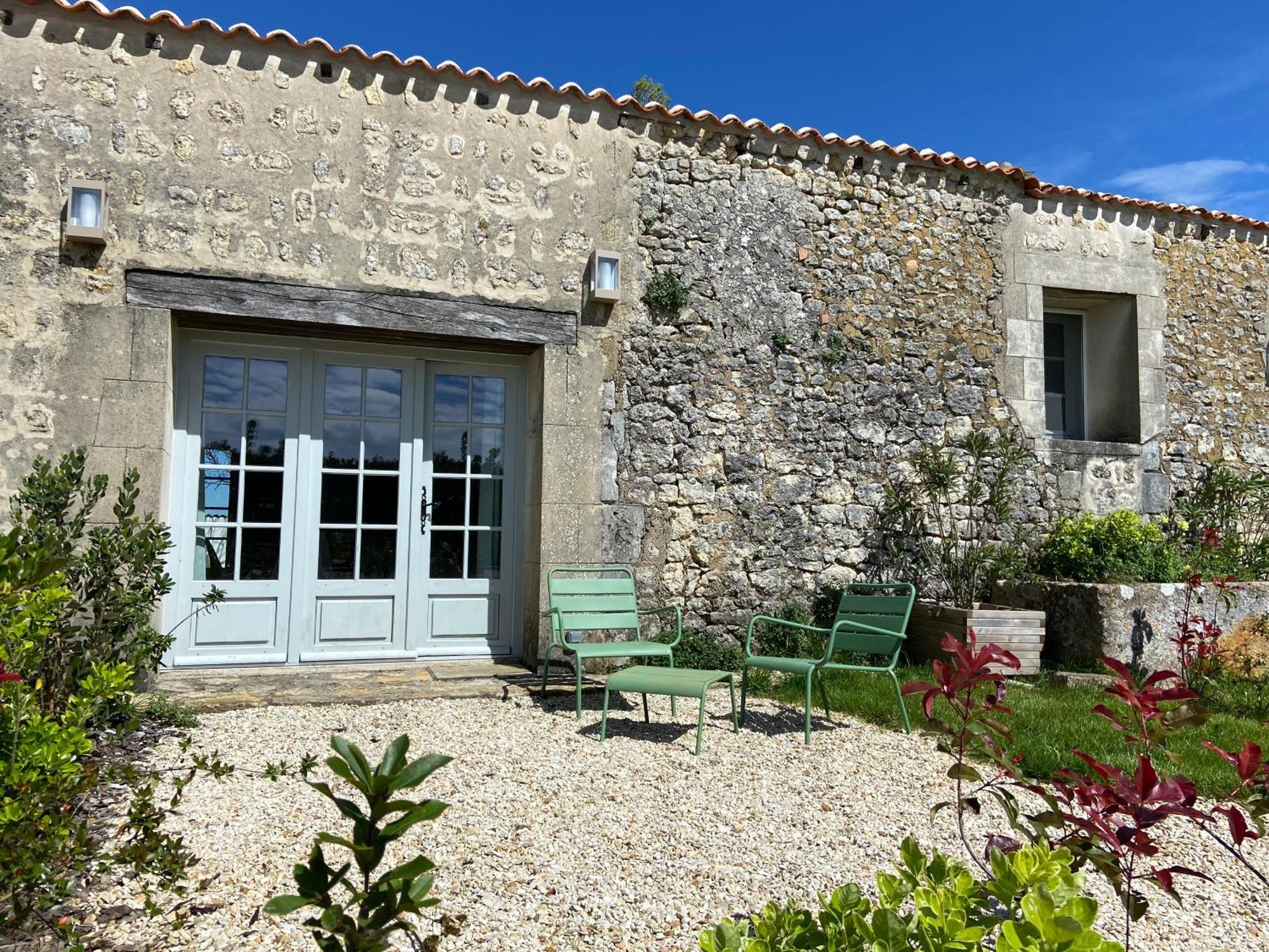 Chateau De Feusse Saint-Just-Luzac Exterior photo